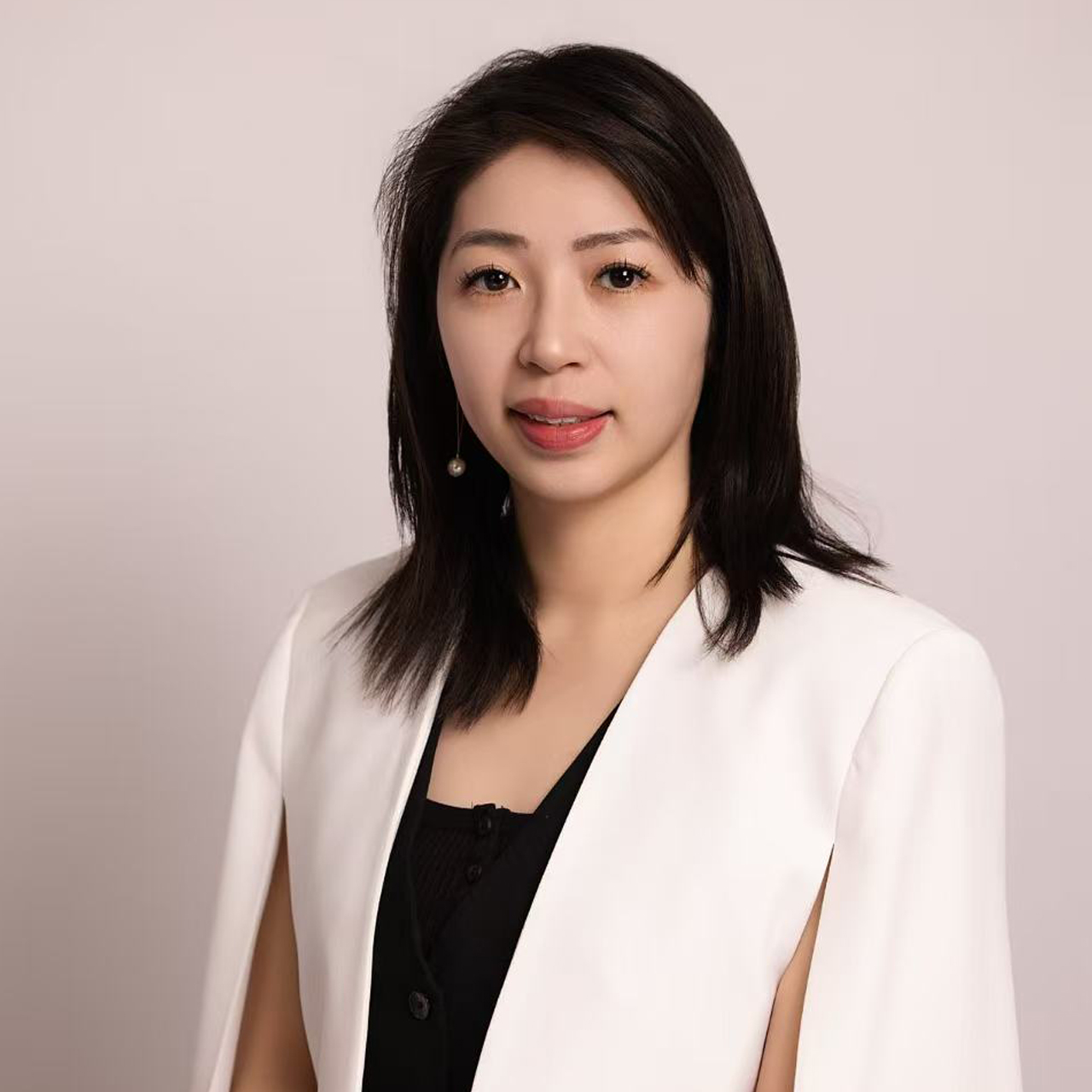 Miki Yang